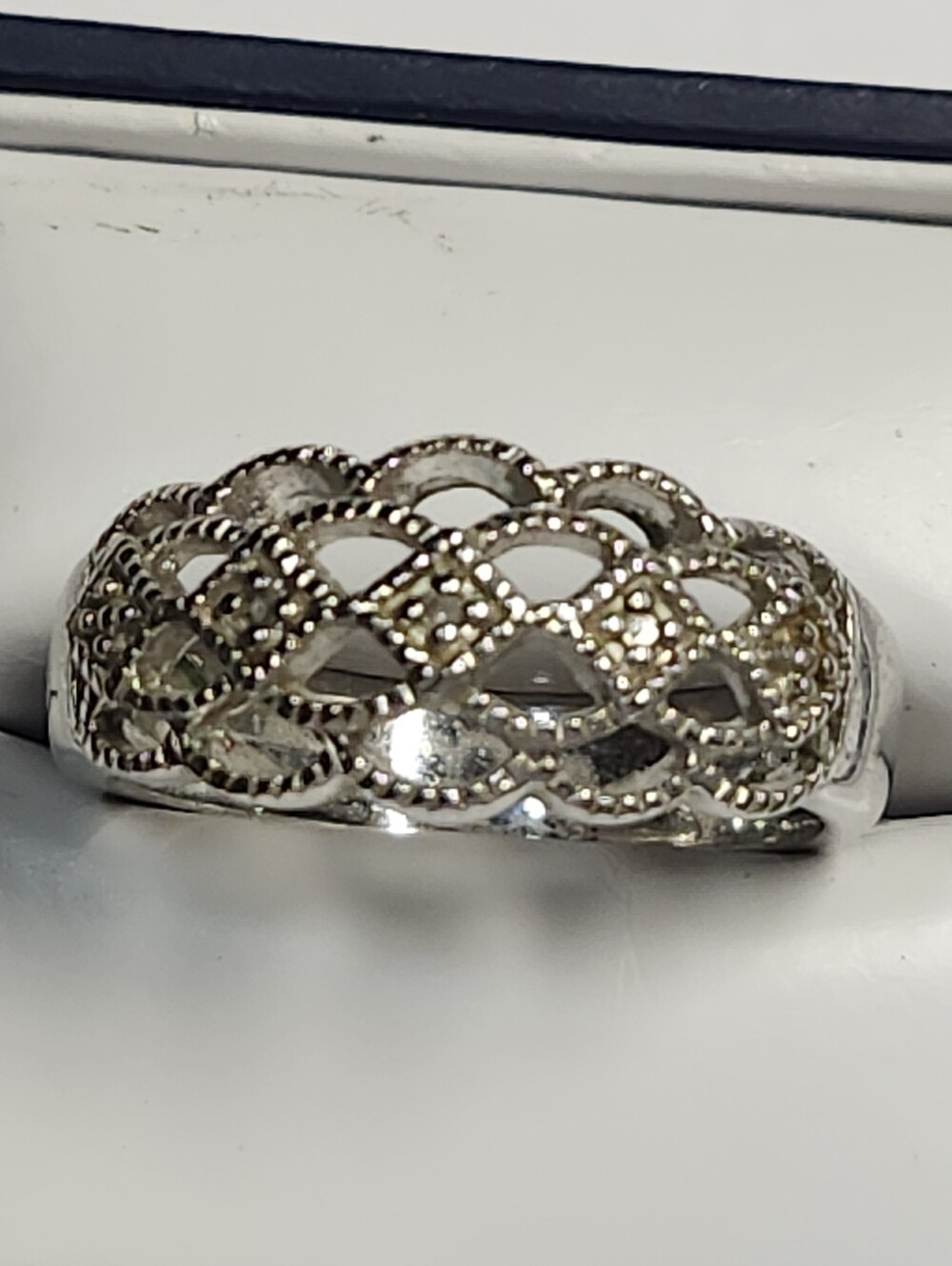 Diamond Accented Filigree Openwork Band Ring Size 9